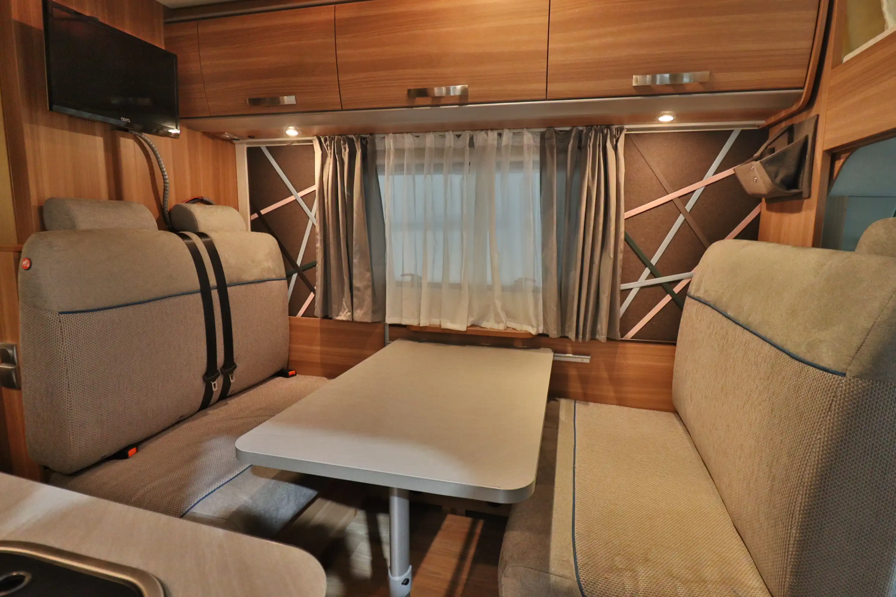 WEINSBERG Cara Home 700 DG